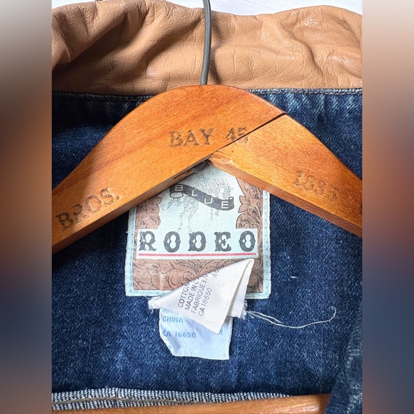 Blue Rodeo vintage denim jacket - Picture 3 of 5